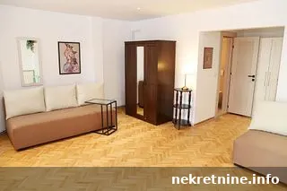 STARI GRAD SKADARLIJA 100m2 , 1200e